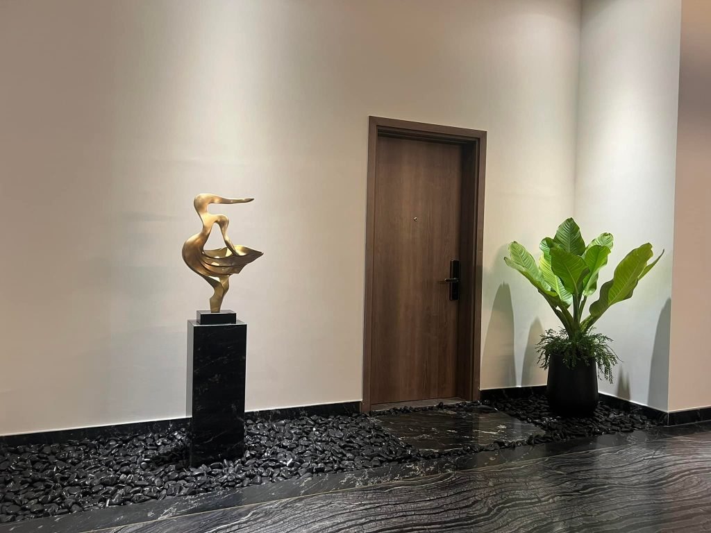 LE PHONG SALES GALLERY — ảnh 2